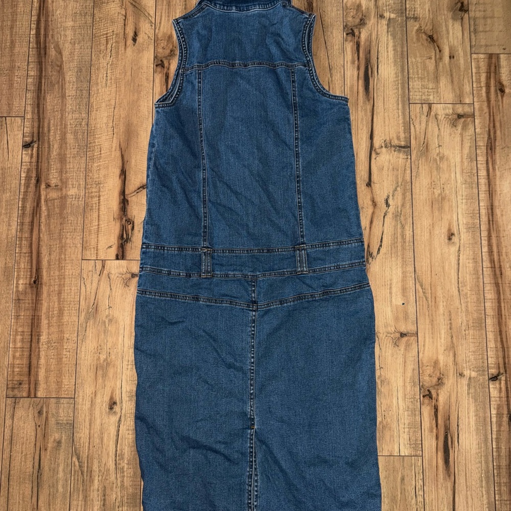 Jean dress - Picture 4 of 4
